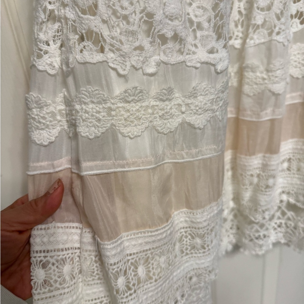 New / beautiful lace dress - Picture 4 of 7